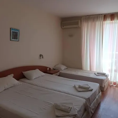 ,,afrikana,, Konukevi Sveti Vlas